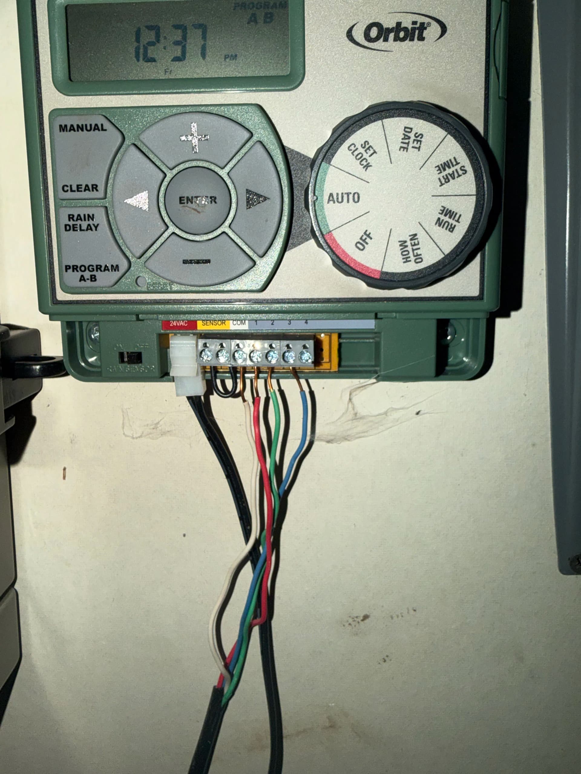 Gallery photos for Why So Many Homeowners Are Ditching Old Sprinkler Timers for Rachio: Image #1