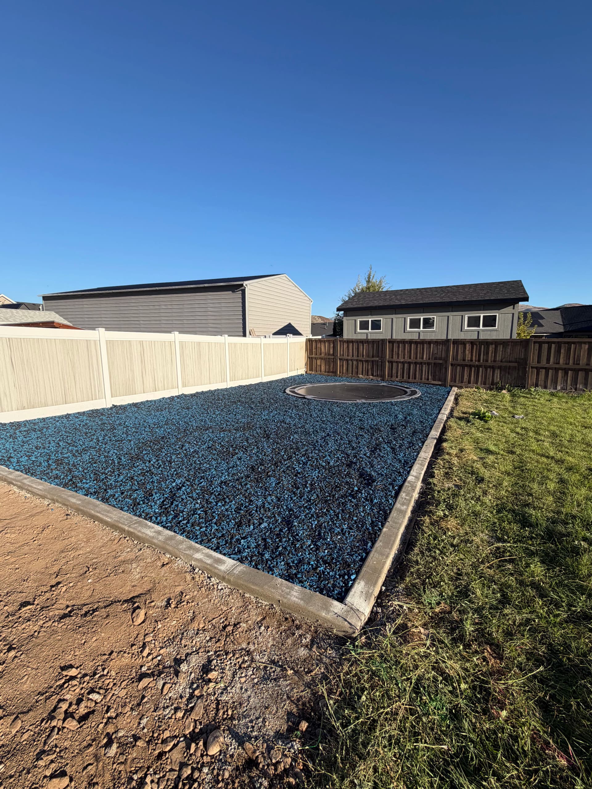 Gallery photos for Side Yard Rock Landscaping and Rubber Mulch Play Area Cleanup: Image #2