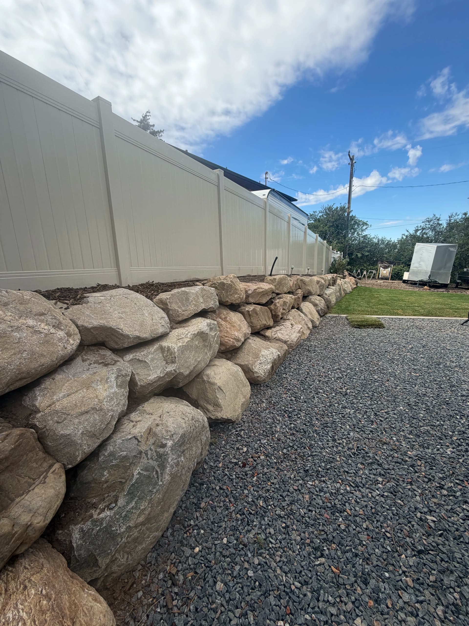 Gallery photos for Sloped Yard Turned Into a Solid Parking Setup: Image #3