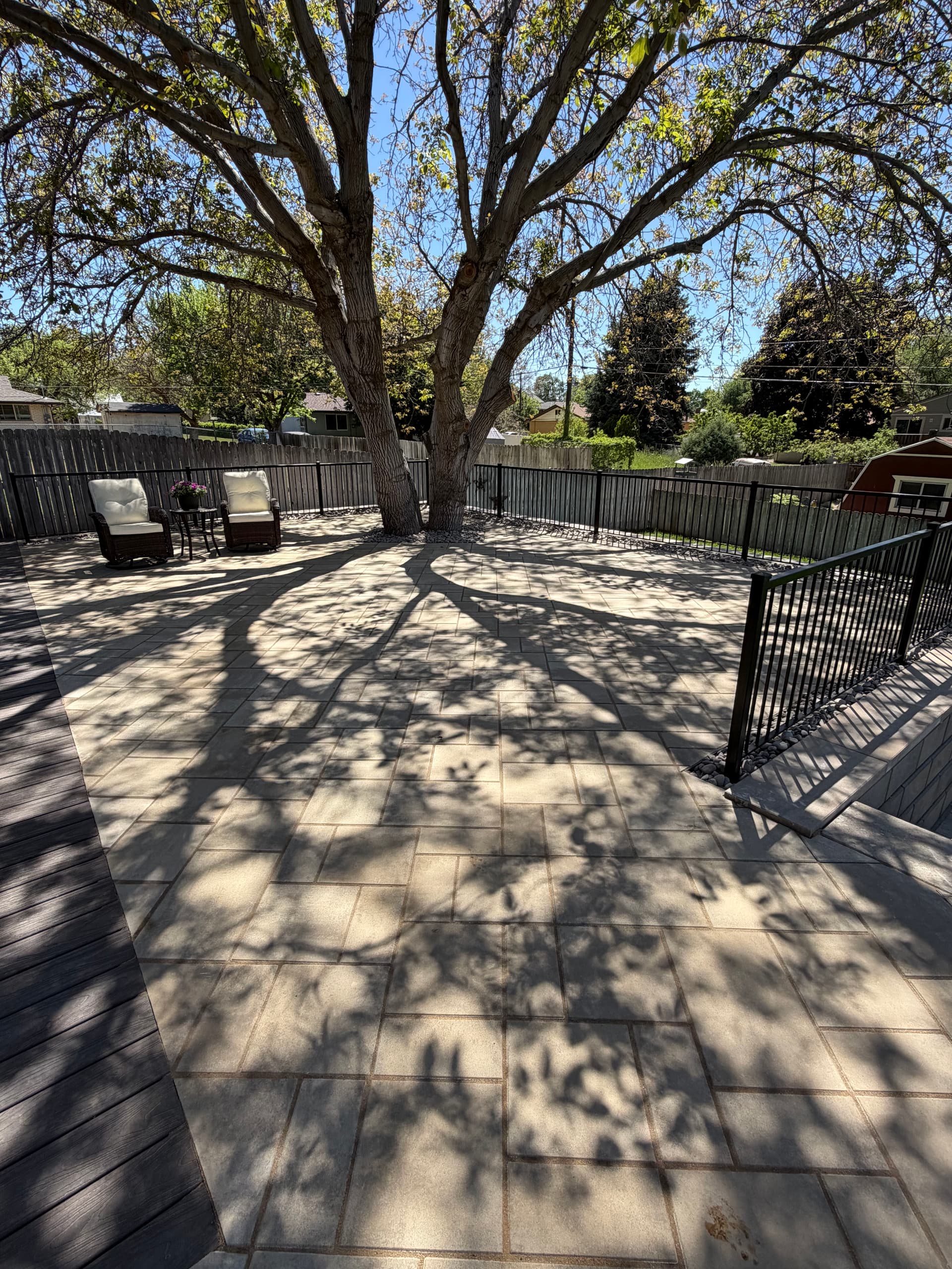 Gallery photos for Sloped Backyard Turned Into a Real Outdoor Living Space: Image #5