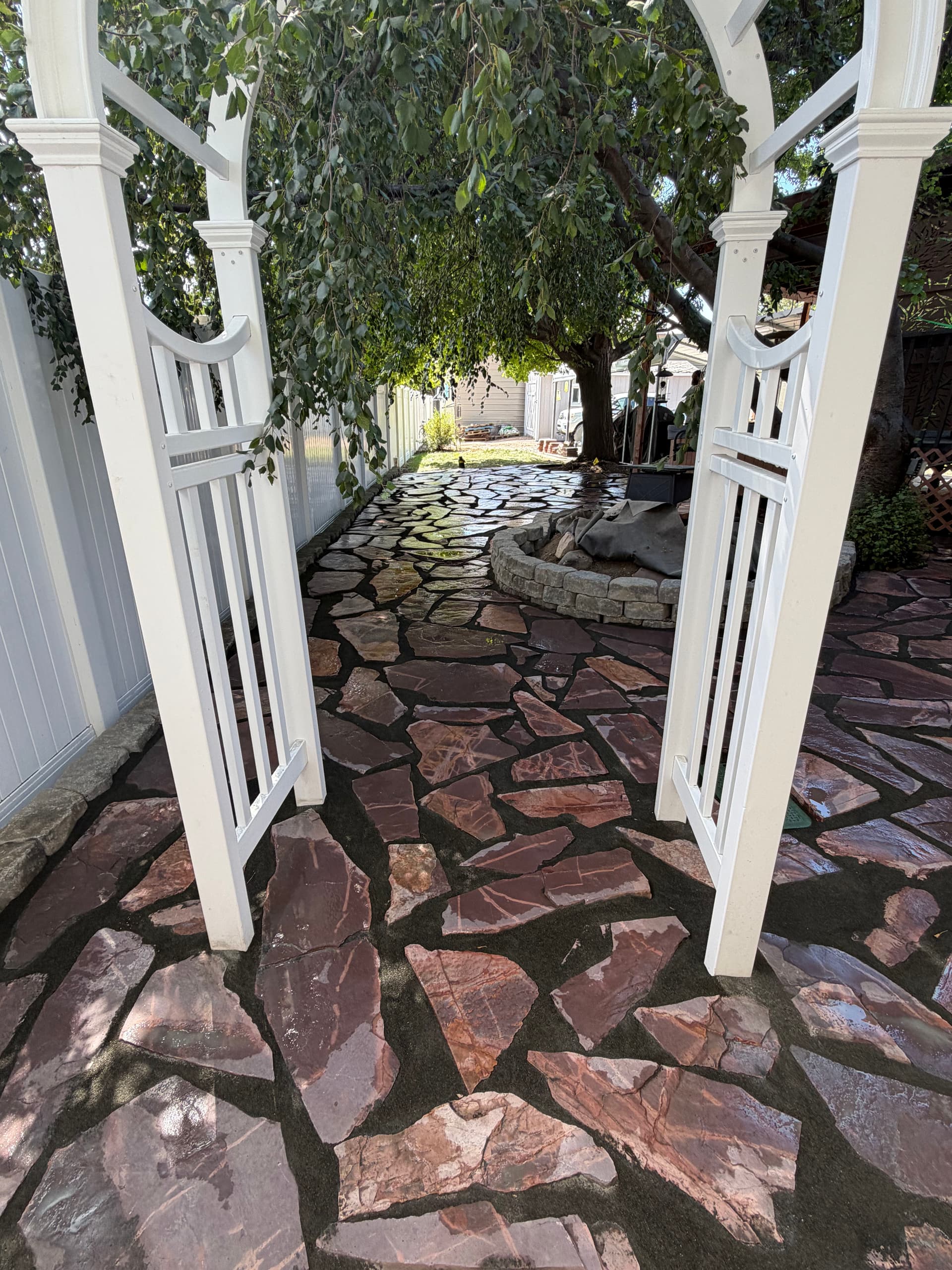 Gallery photos for Natural Flagstone Walkways and Patio That Actually Last: Image #3